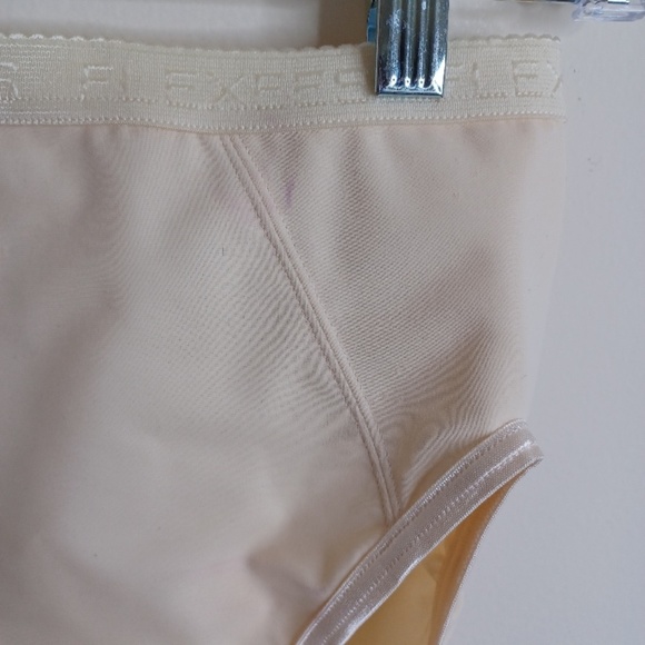 FLEXEES 5044 Signature Waist Band Firm Control High-Cut Brief Girdle Pantie. - Picture 12 of 15